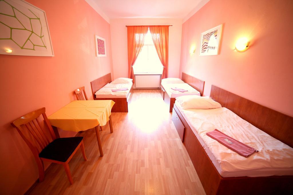 Hotel Leon Hotel 3*