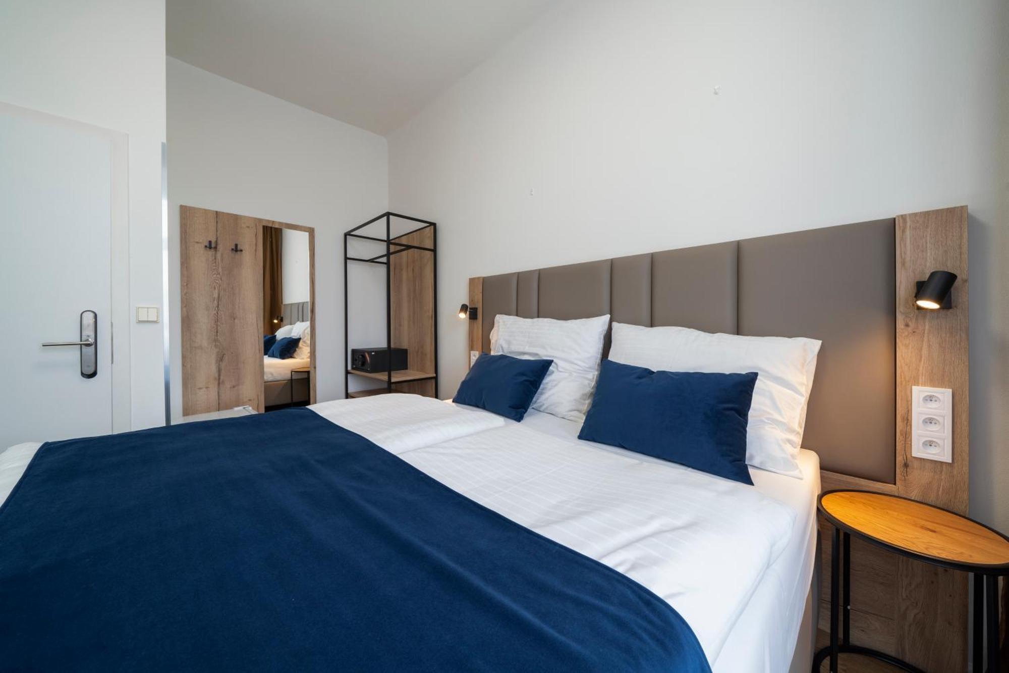 Hotel Leon 3*