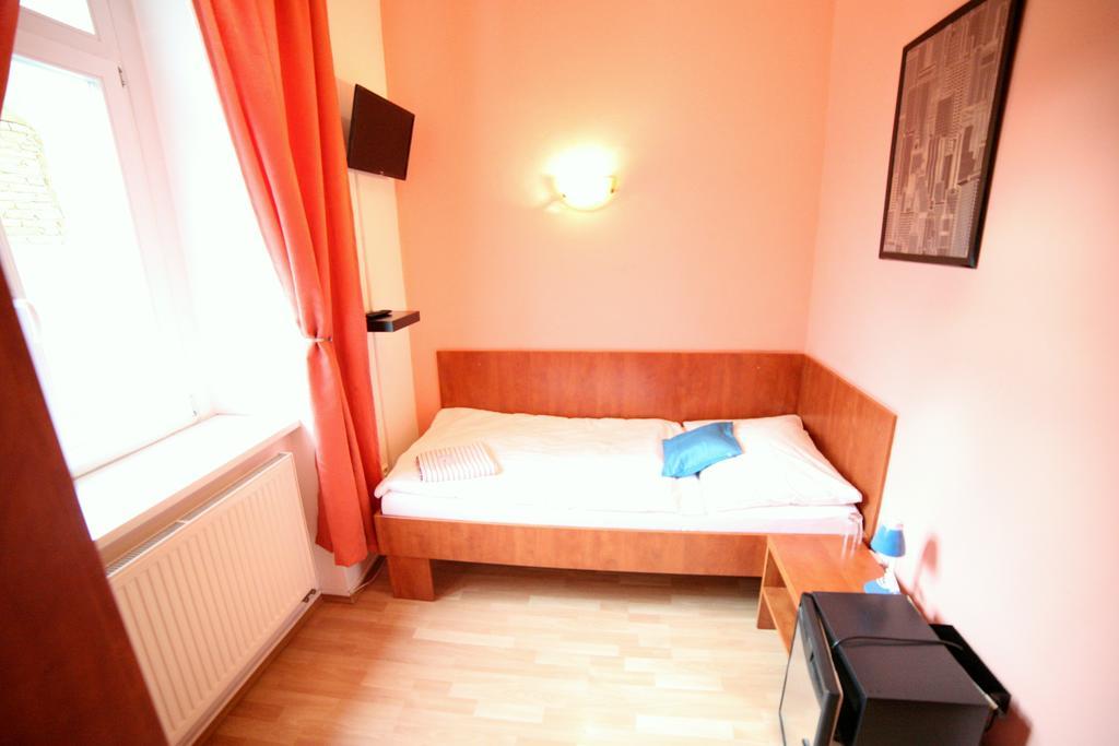 Hotel Leon
