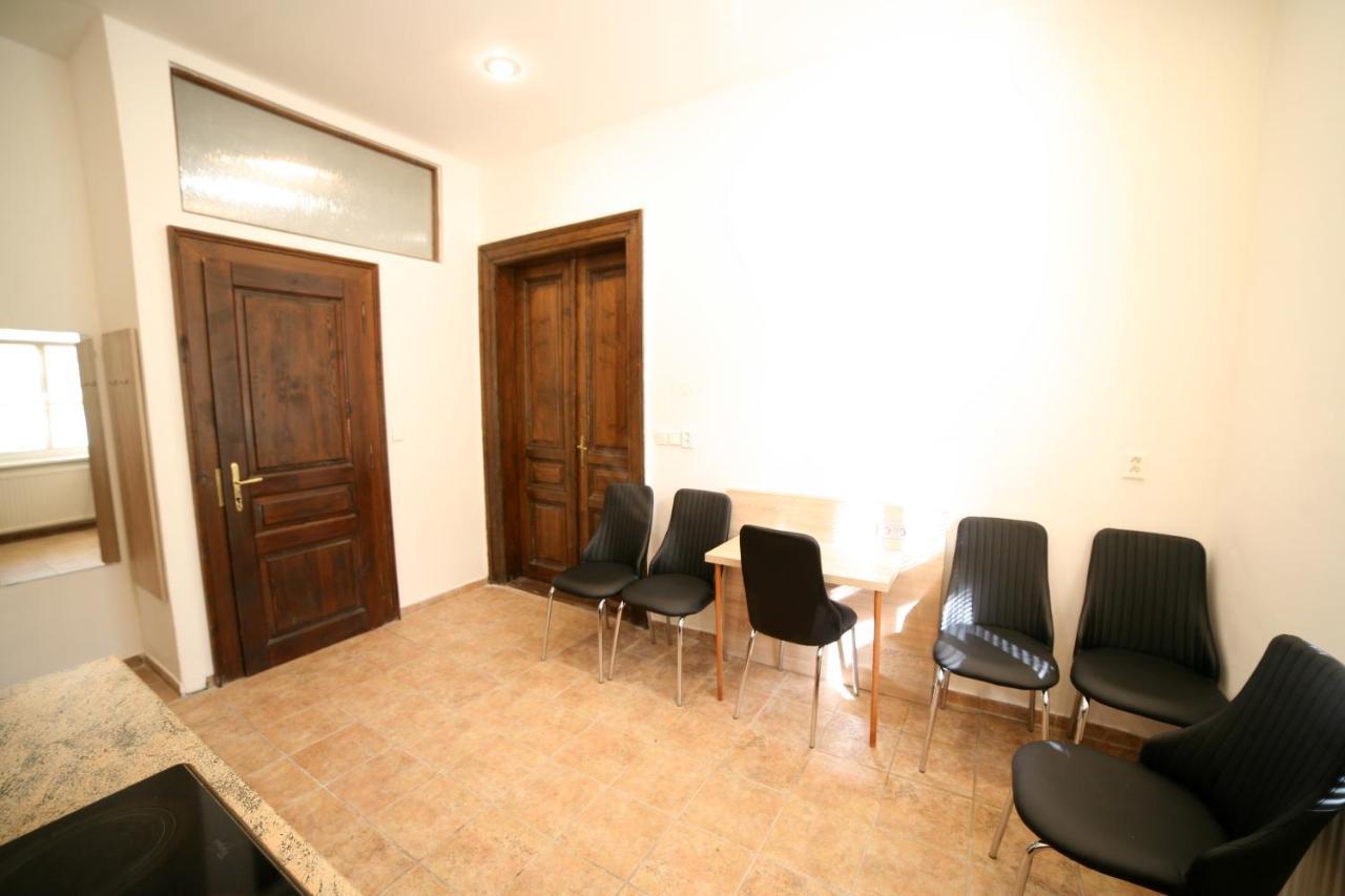 Hotel Leon